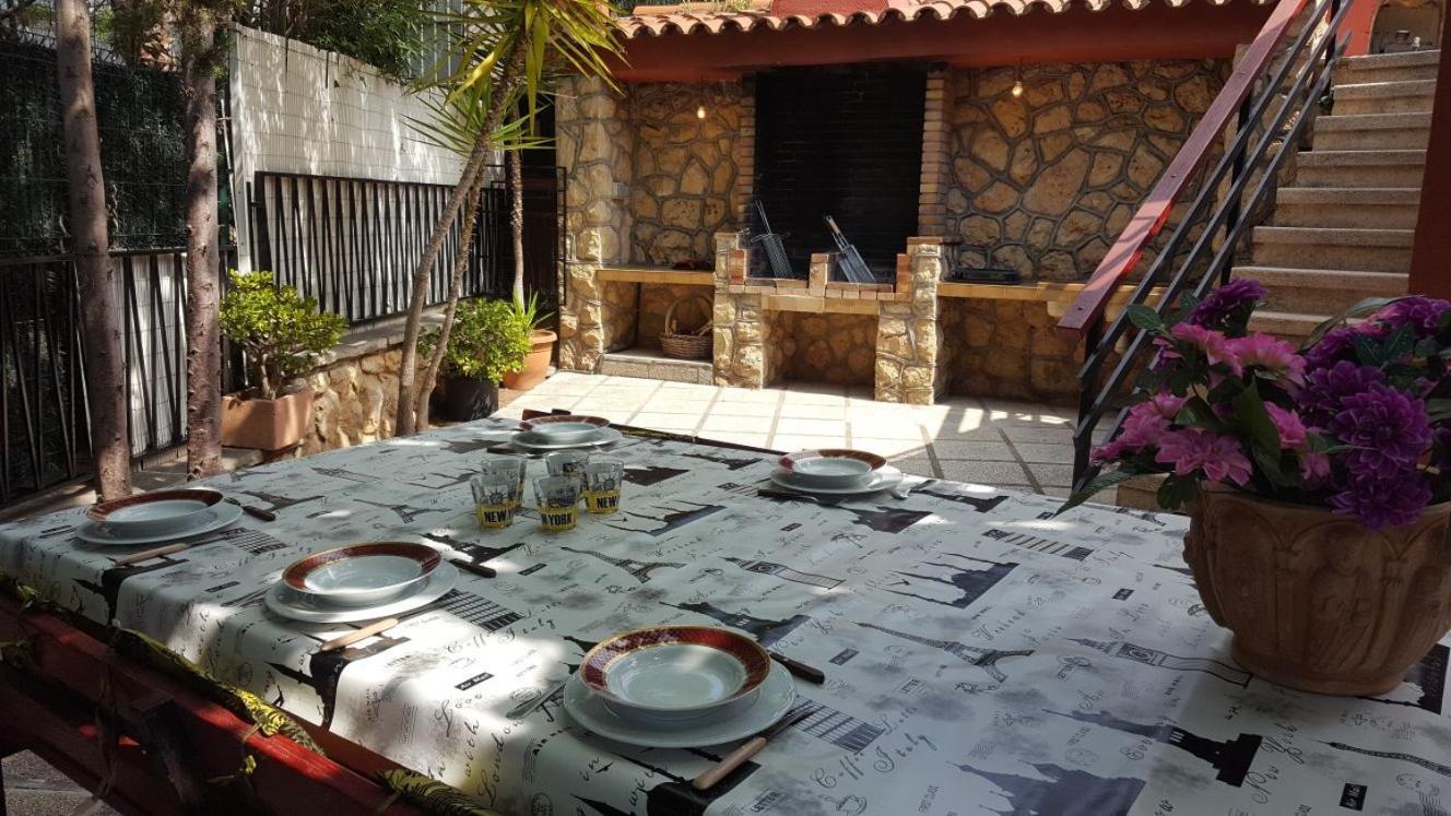 Villa Porta Caeli Tarragona Eksteriør billede